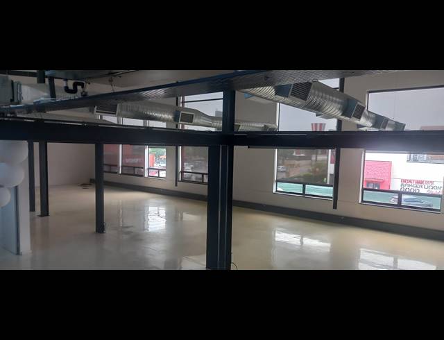 412M² OFFICE TO LET IN FERNDALE